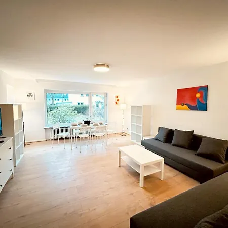Appartamento Cozy House With Garden In Norderstedt