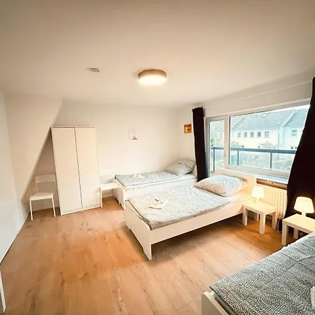 Cozy House With Garden In * Norderstedt