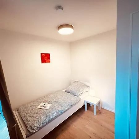 Cozy House With Garden In Appartamento Norderstedt