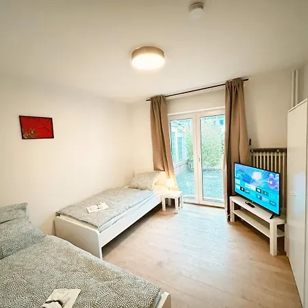 Cozy House With Garden In * Norderstedt